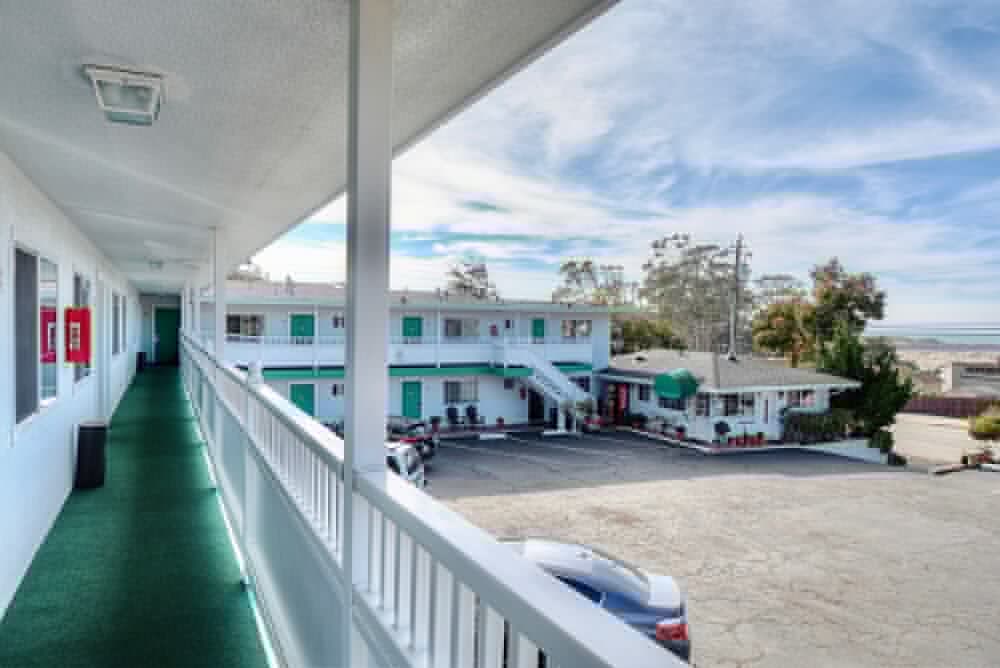 Morro Bay Sandpiper Inn 13/48