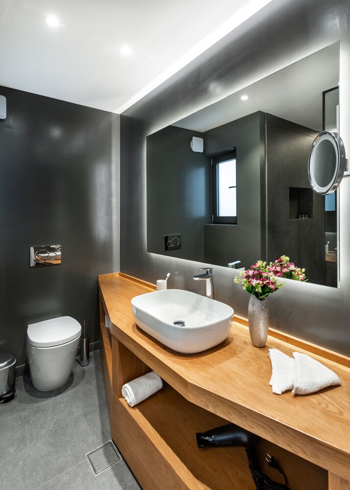 Days City Suites 54/57