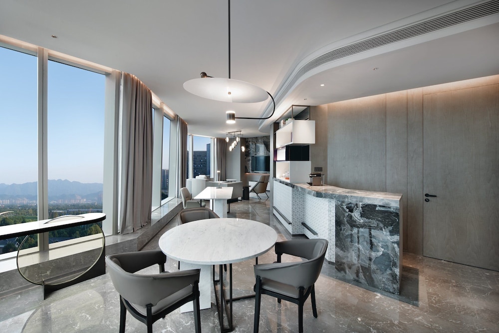 Crowne Plaza Hangzhou Science City 51/74