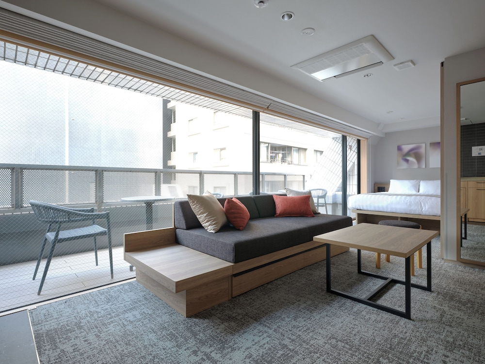 Premium Apart MONday GINZA EAST 48/60