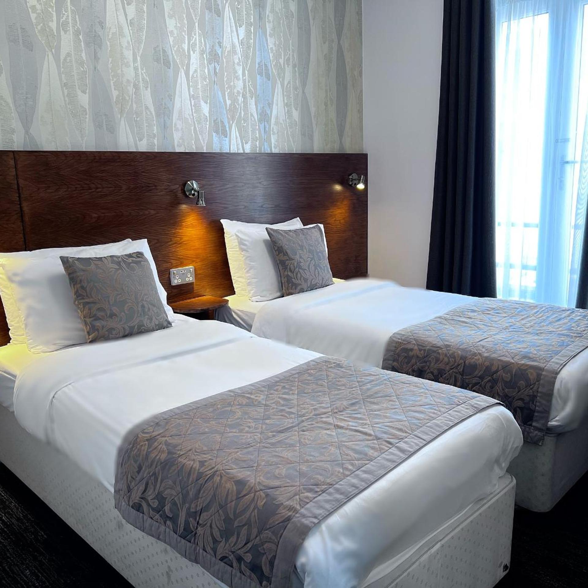 Room, Twin Beds