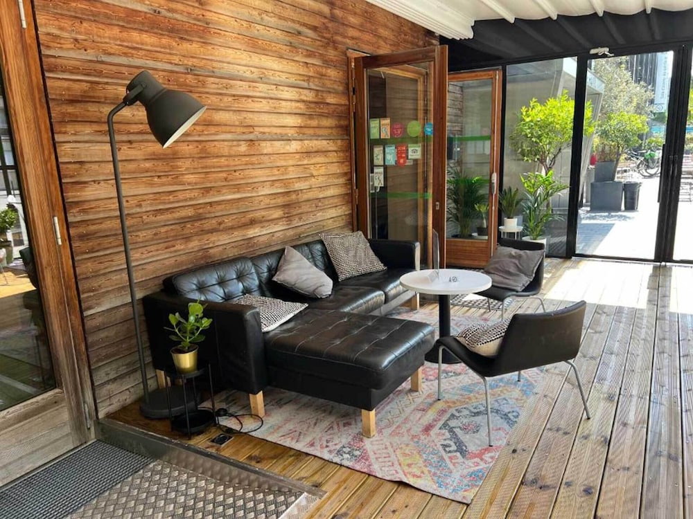 Auberge de Jeunesse Paris Yves Robert 30/50