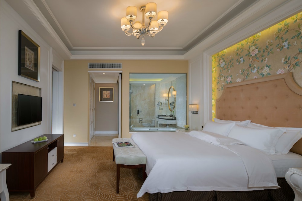 Venus Royal Hotel Formerly Kirin Parkview Hotel 9/28