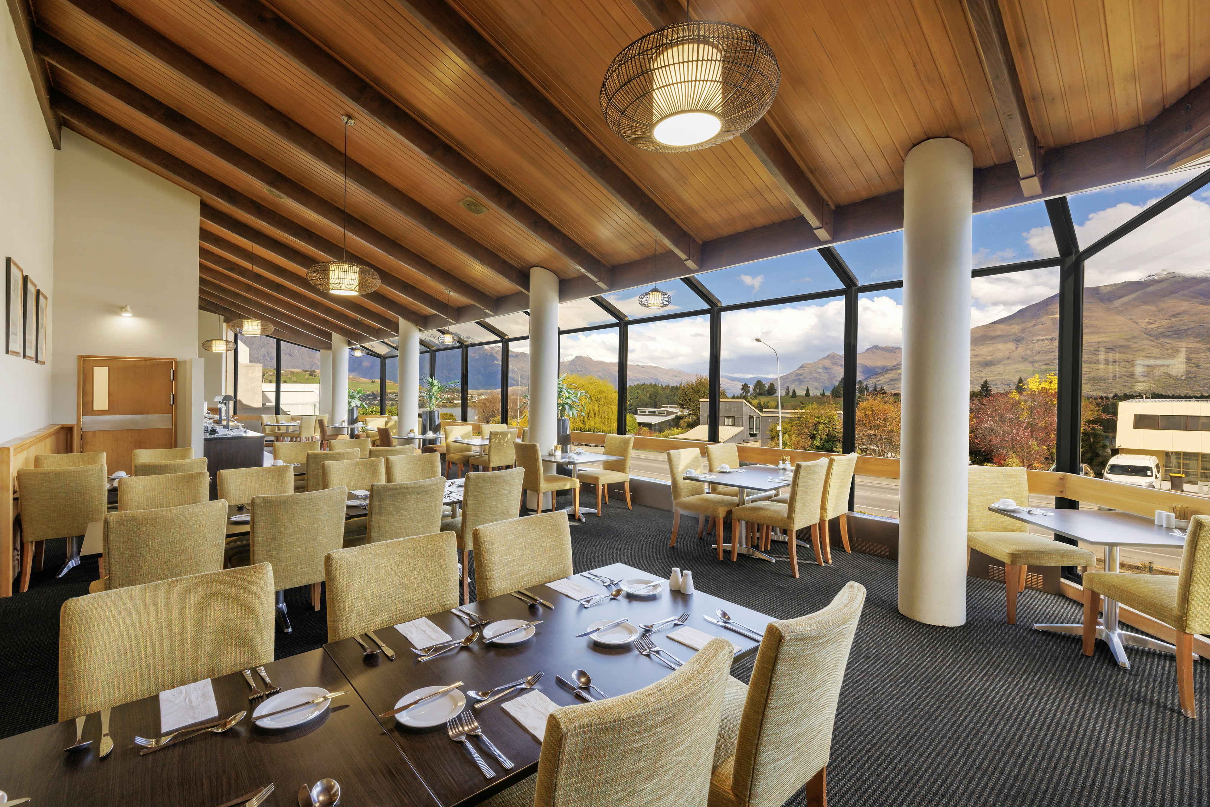Copthorne Hotel and Apartments Queenstown Lakeview 19/28