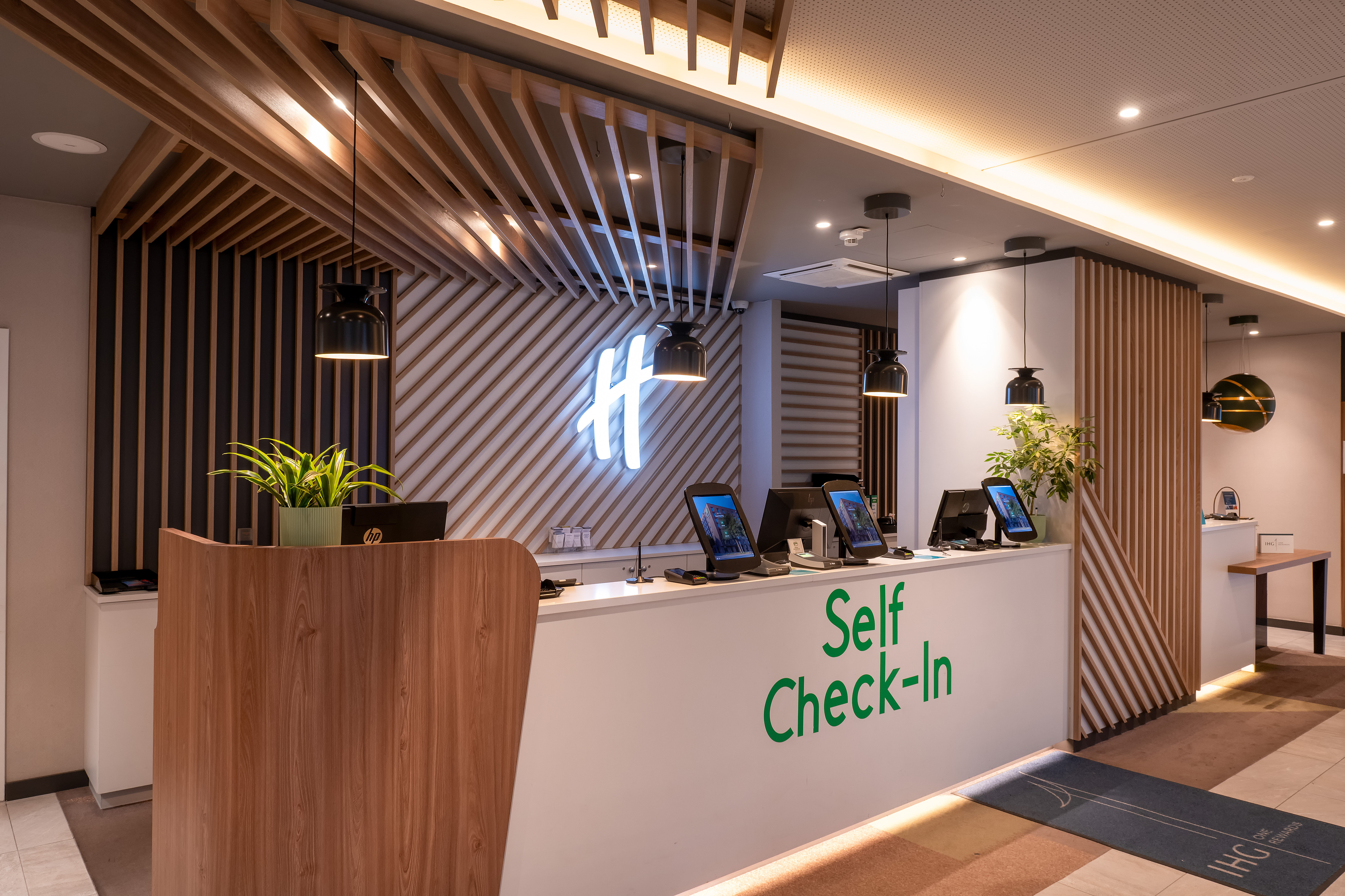 Lobby at Holiday Inn Hamburg Berliner Tor, HAMBURG
