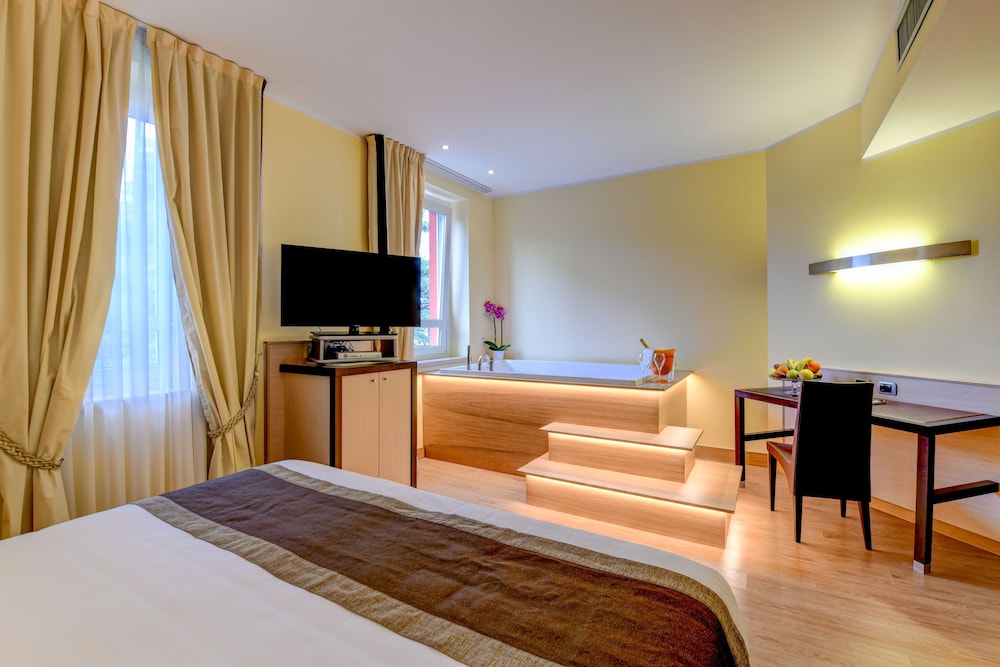 Hotel Master 27/62