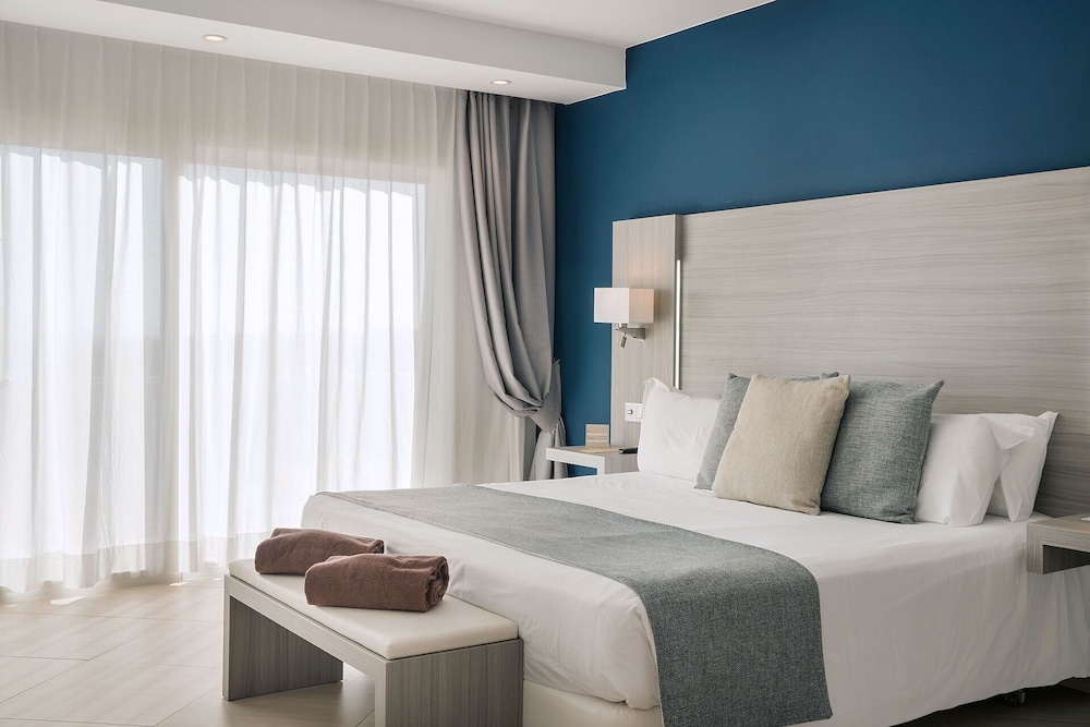 Royal Palm Resort & Spa - Adults Only 16/63