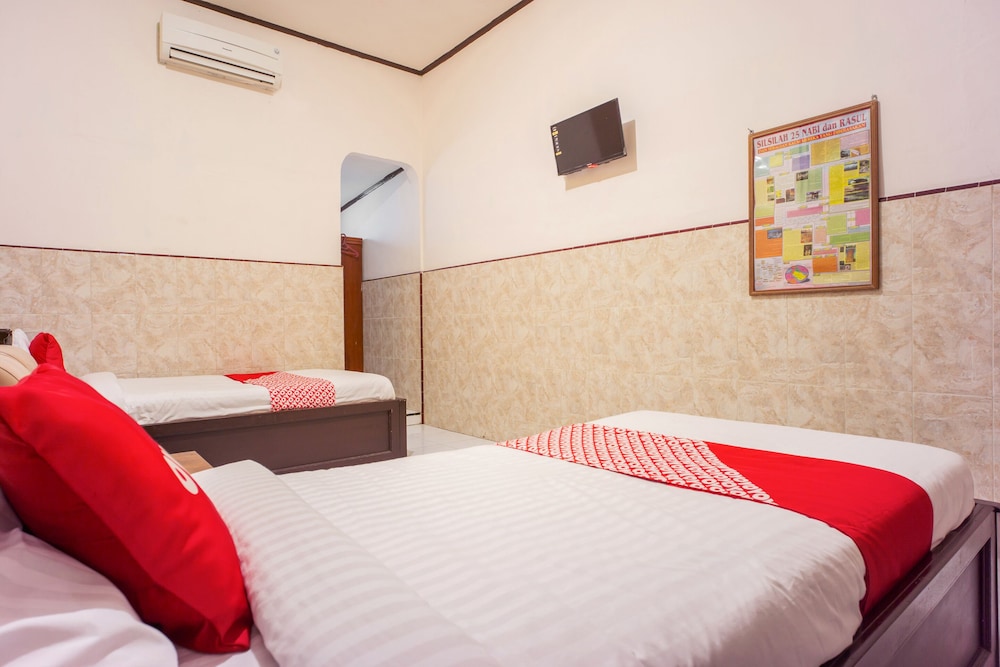 OYO 2180 Vina Vira Hotel 14/31