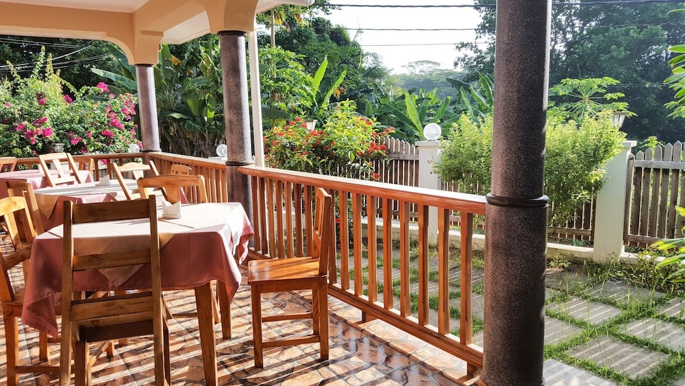 Bernique Guest House 15/22