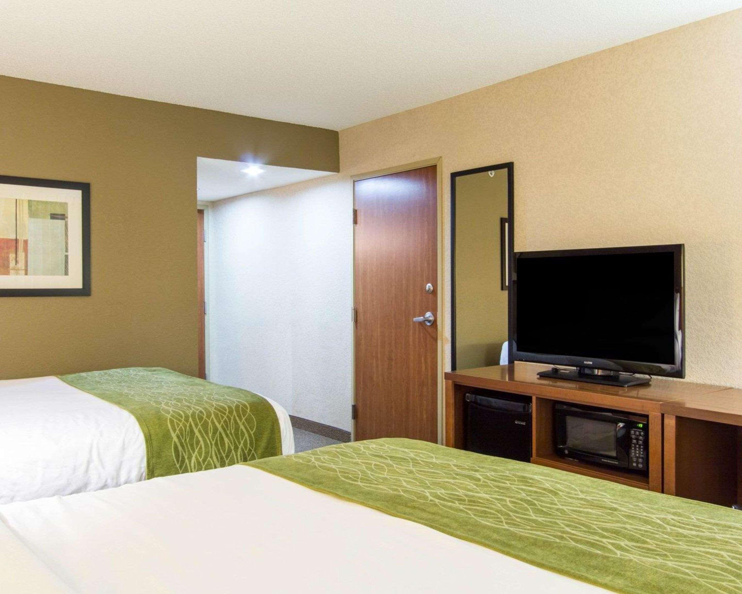ROOM, 2 QUEEN BEDS