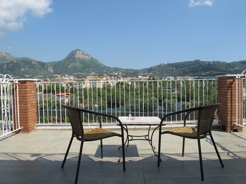 考斯莫马酒店(Cosmomare Hotel Sorrento) 图片1