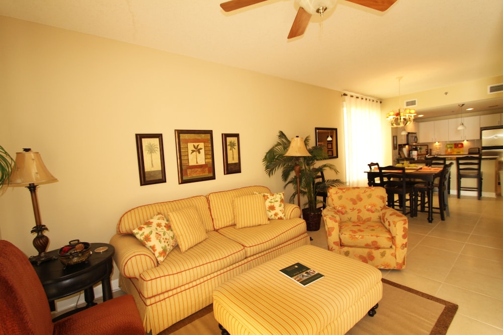 Grand Panama Beach Resort by Emerald View Resorts 46/77