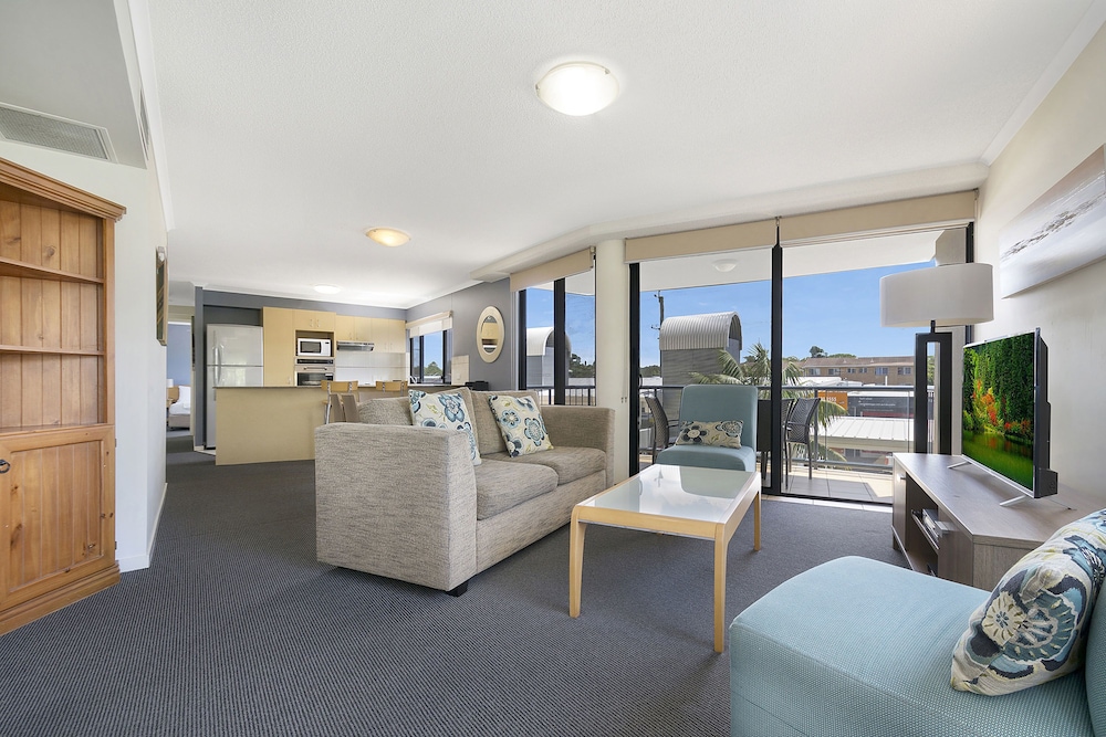 Breakfree Grand Pacific Caloundra 35/66