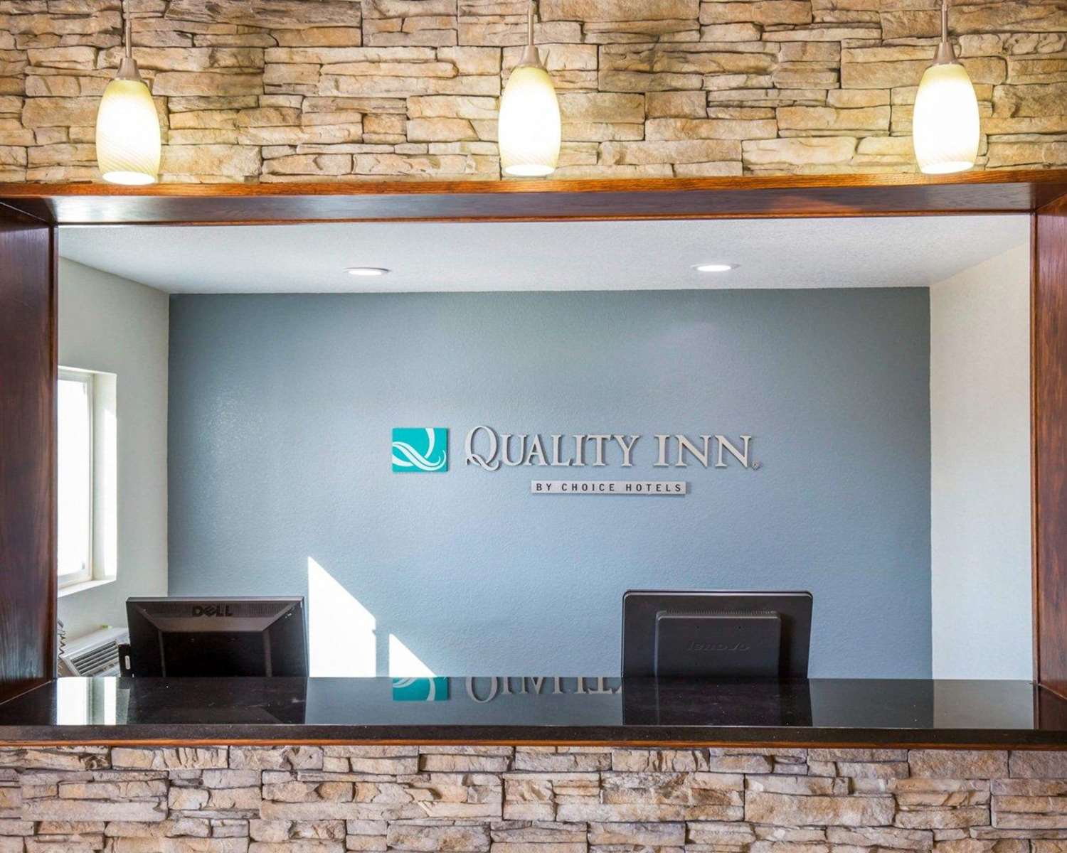 Quality Inn Gillette 10/21