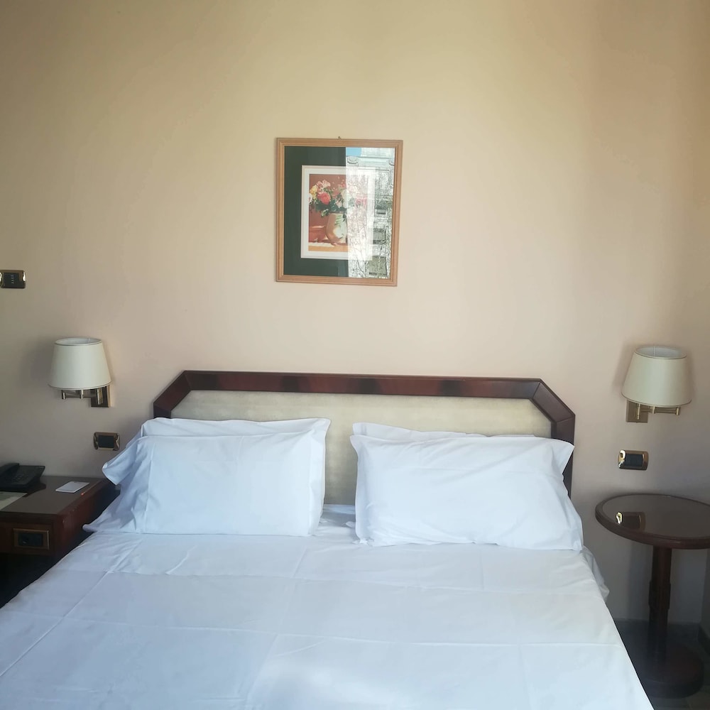 Hotel Bristol Milano 15/69
