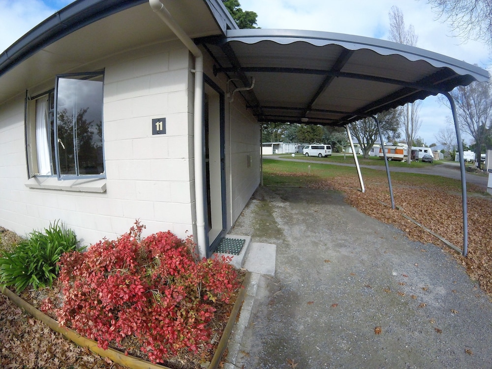 All Seasons Holiday Park 6/50
