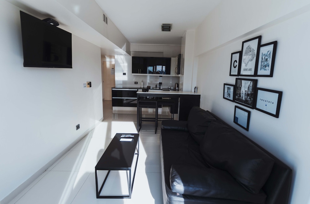 Reco by DOT Suites 70/92