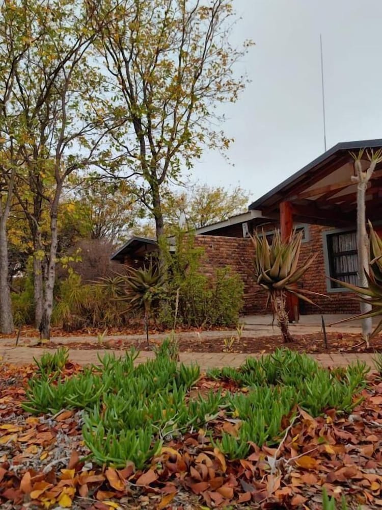 Munati Lodge 16/24