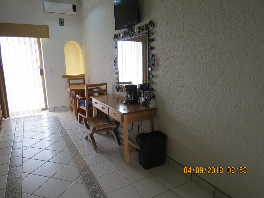 Hotel Mision Santa Maria 25/25
