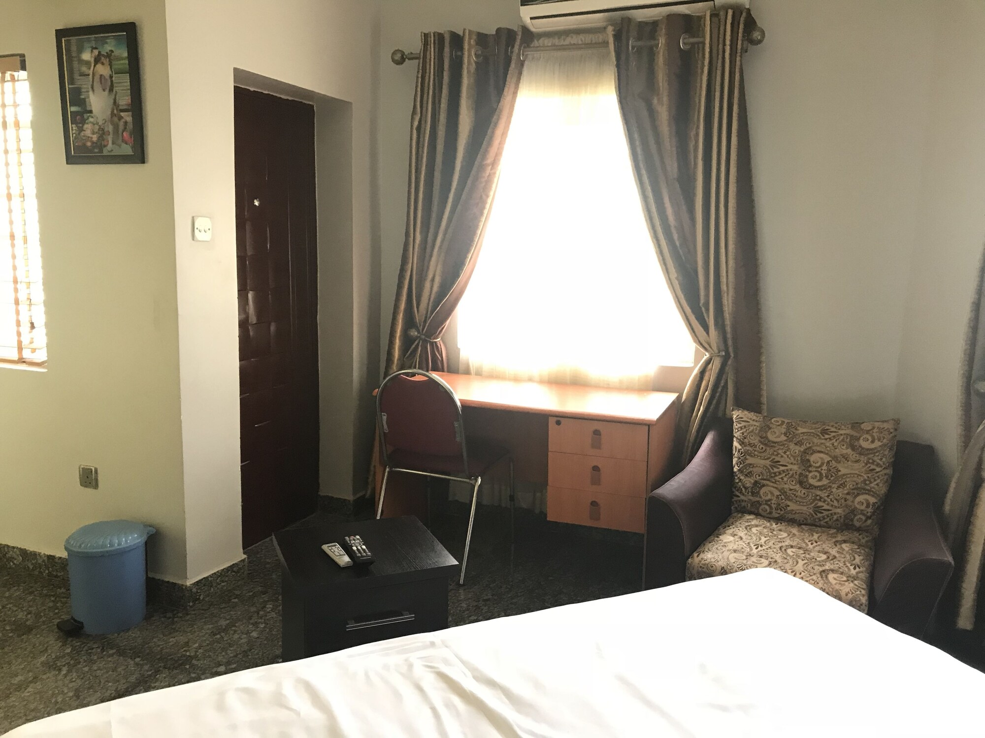 BASIC, DOUBLE BED