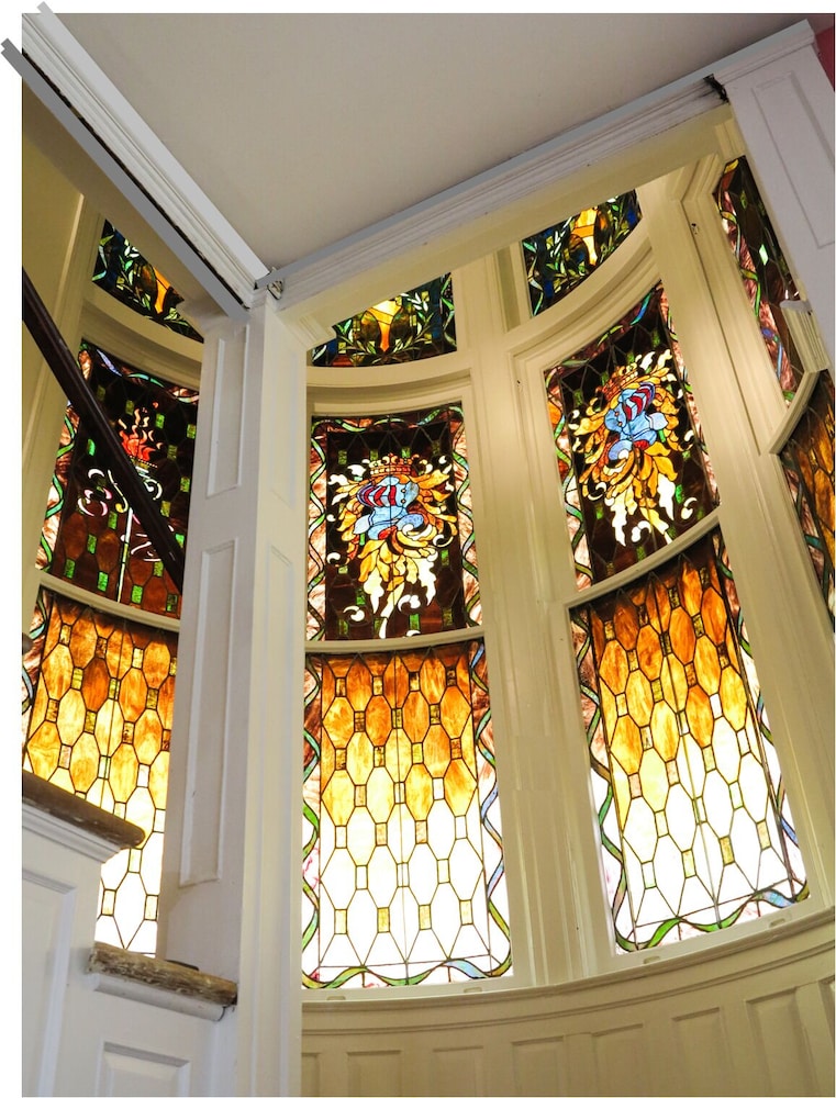 Hassinger Daniels Mansion Bed and Breakfast 7/50