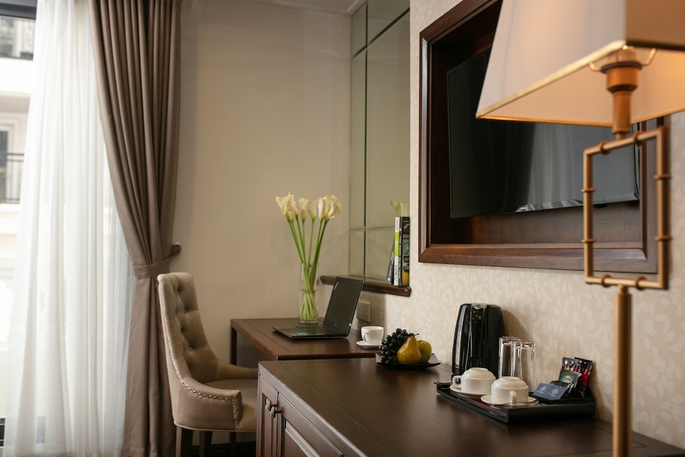 Rex Hanoi Hotel 44/68