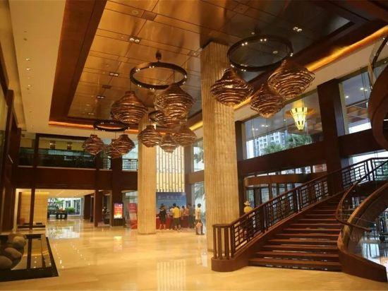 West Gulf Holiday Hotel 36/45