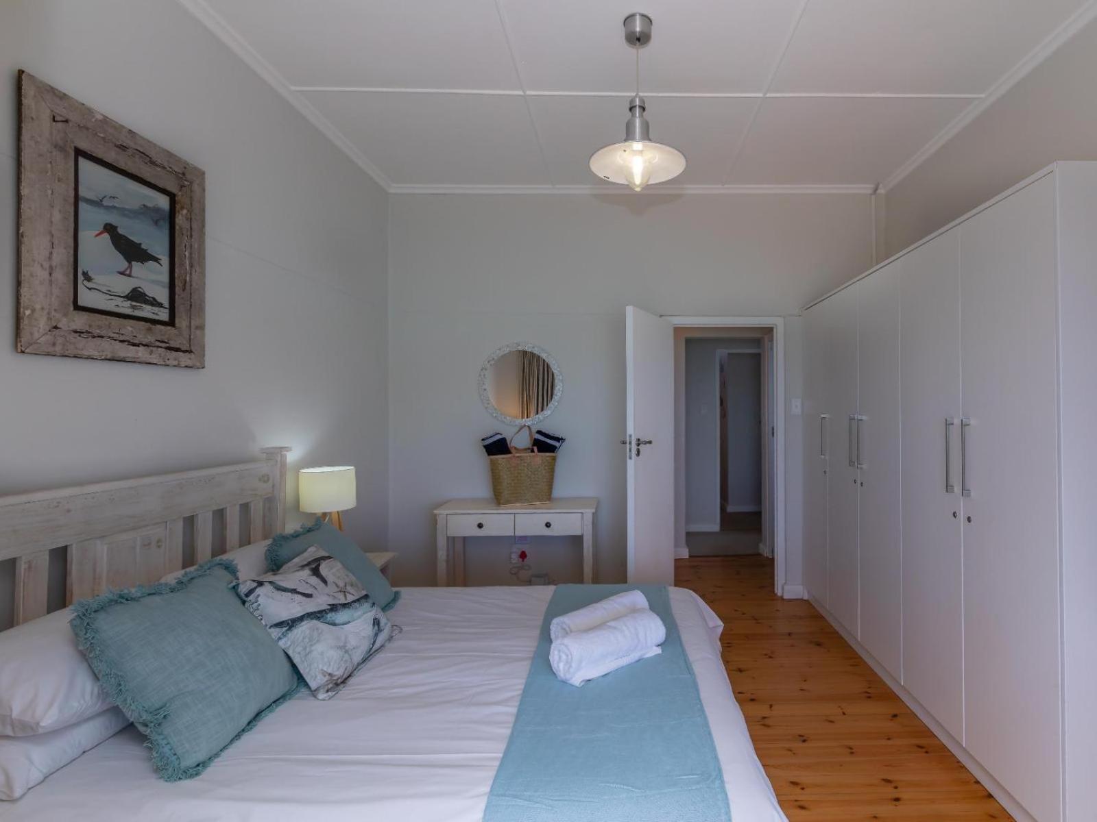 Lagoon Escape Beach Villa 7/43