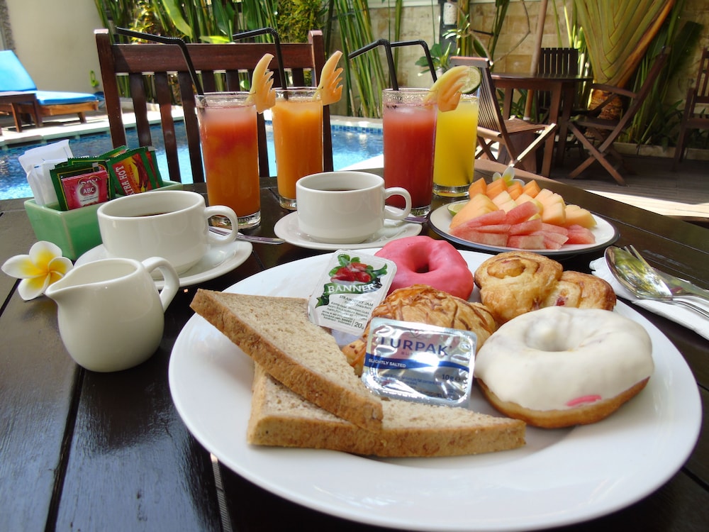 Aman Sari Villa 17/30