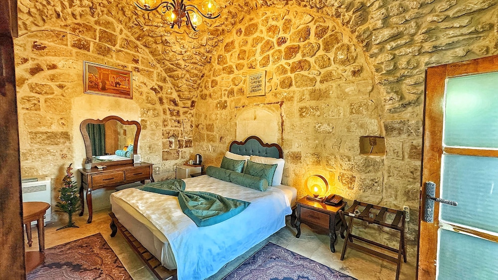 Fairouz Otel 11/50