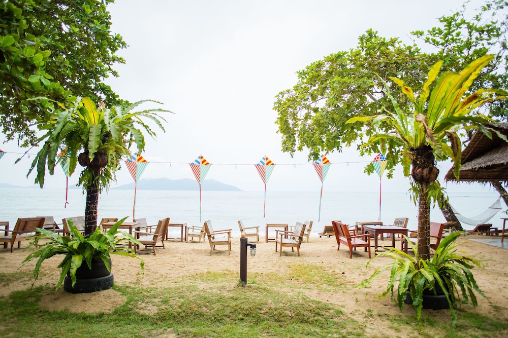 The Tropical Hideaway Kohchang 20/52