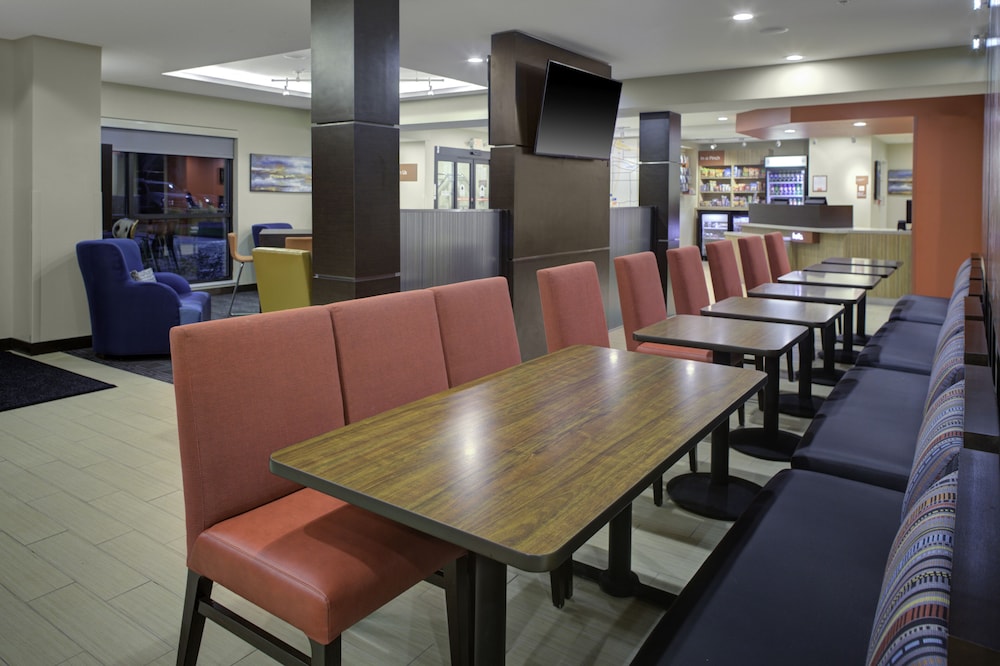 TOWNEPLACE SUITES DETROIT CANTON 28/30