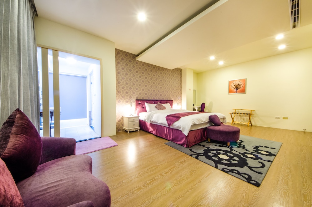 LUXURY, DOUBLE BED