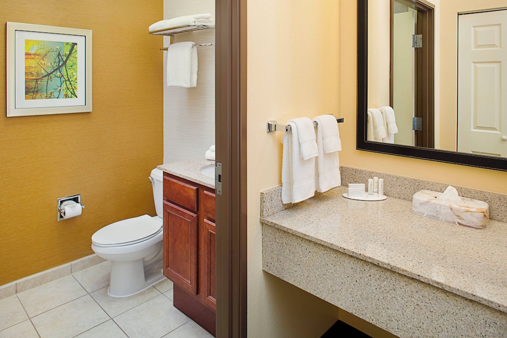 Fairfield Inn Suites Lafayette South 32/36