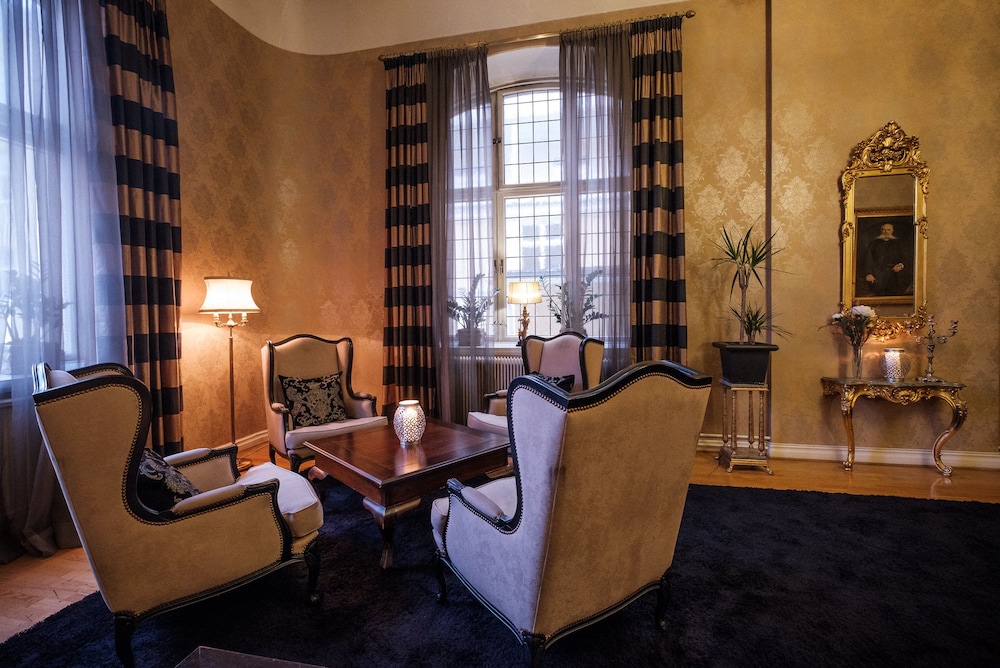 Badhotellet 33/50