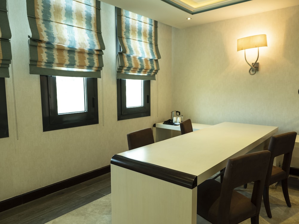 Retaj Salwa Resort & Spa 58/71