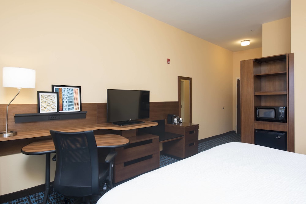 Fairfield Inn Suites By Marriott Jackson Clinton 30/36