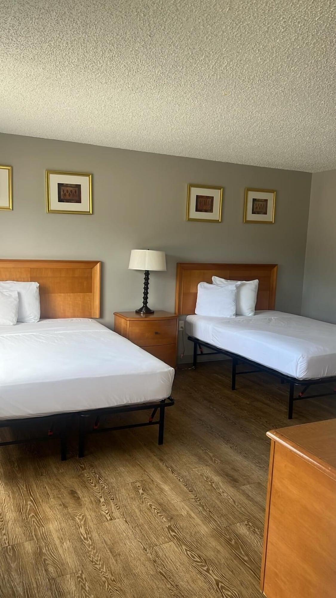Capri Motel 10/50