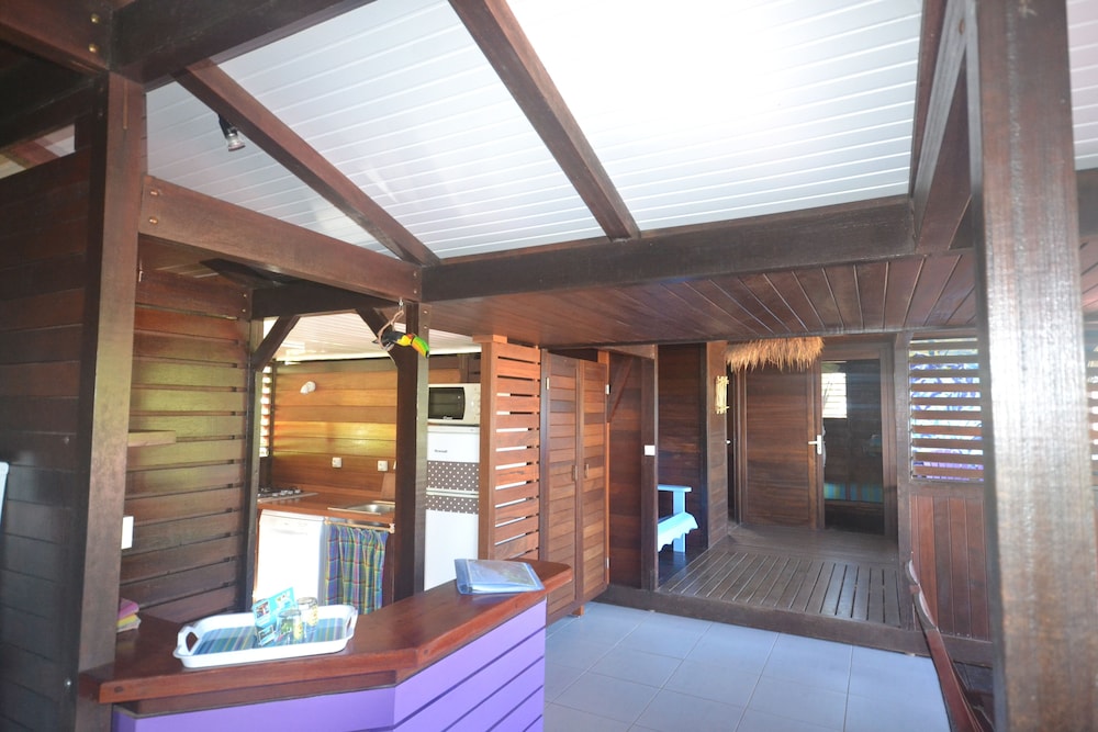 Piton Bungalows 15/50