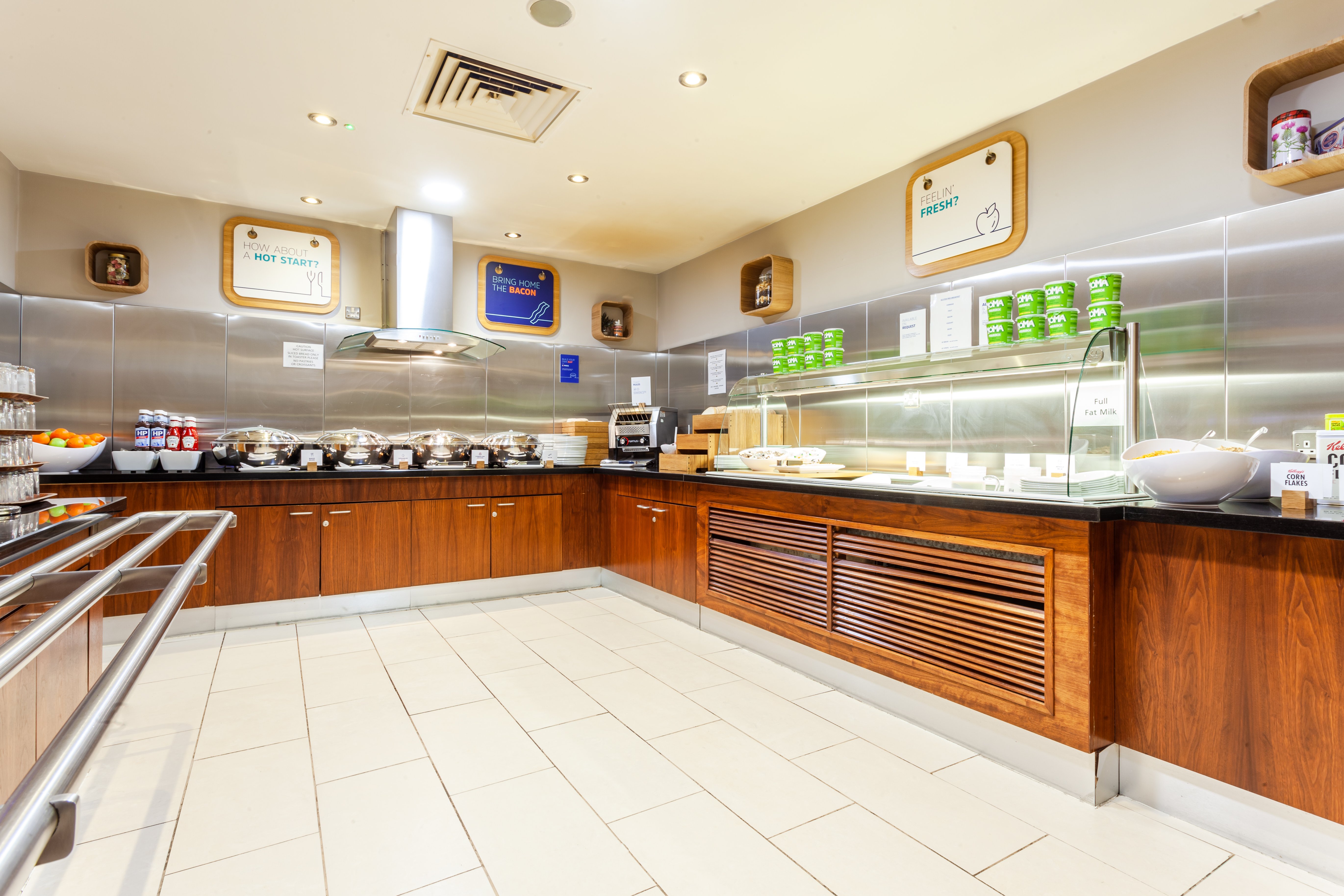 Holiday Inn Express Edinburgh Royal Mile 9/77