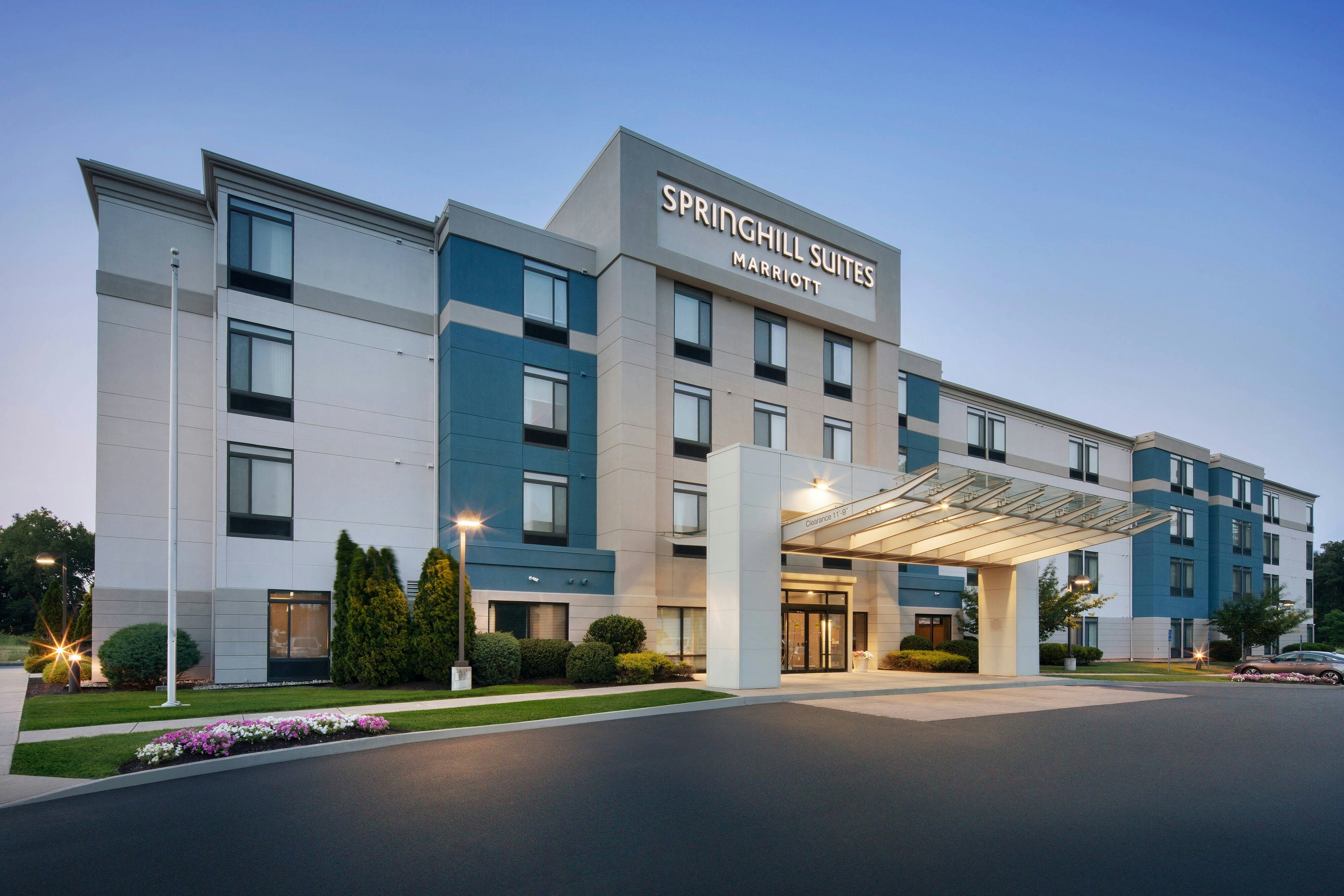 Springhill Suites Hartford Airport Windsor Locks 1/13