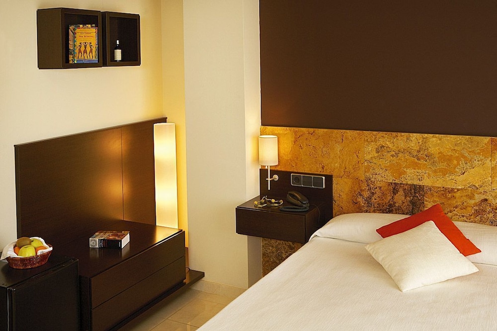 Hotel Pinar del Mar 27/32