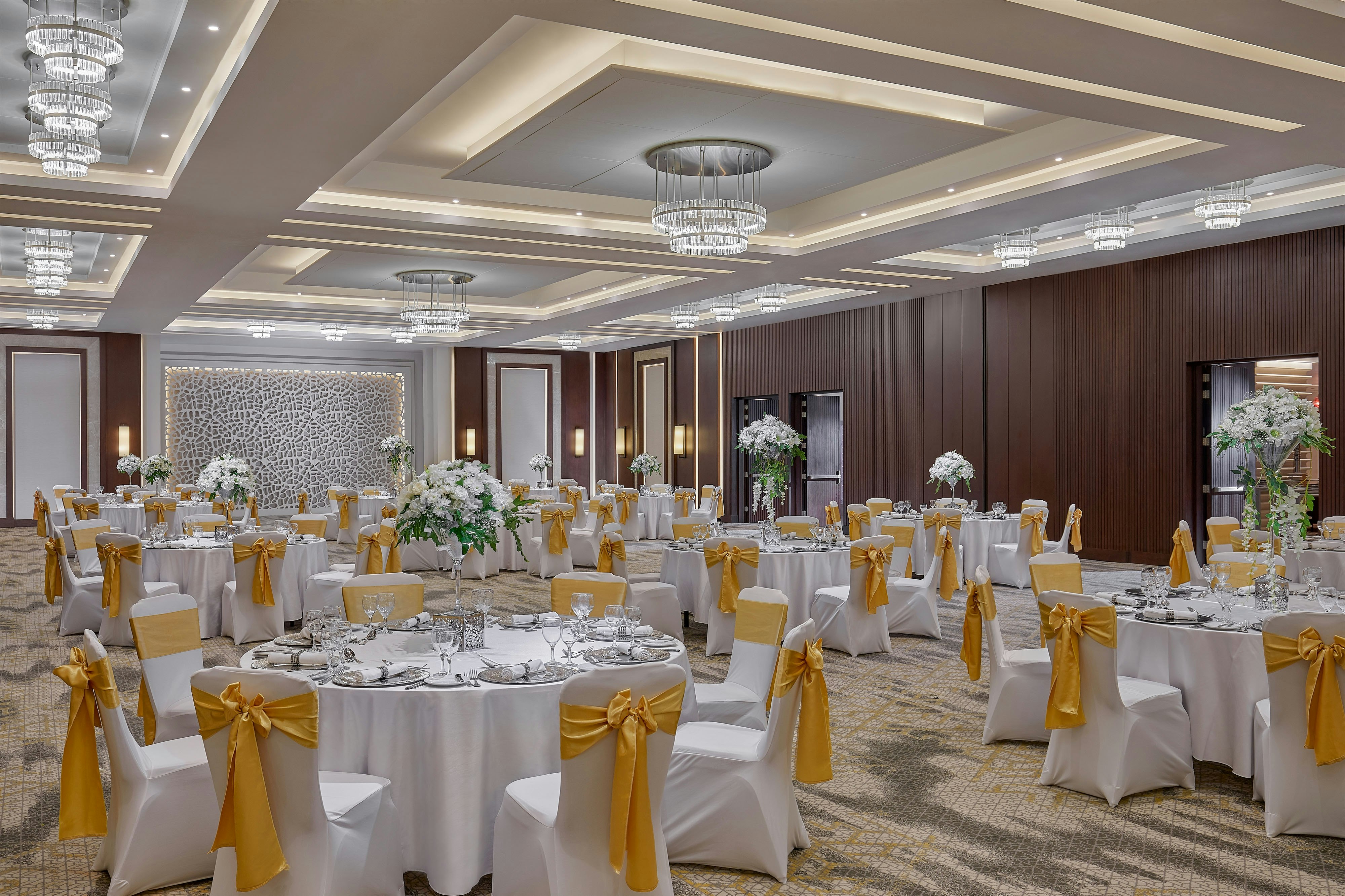 Sheraton Cairo Hotel & Casino 34/36