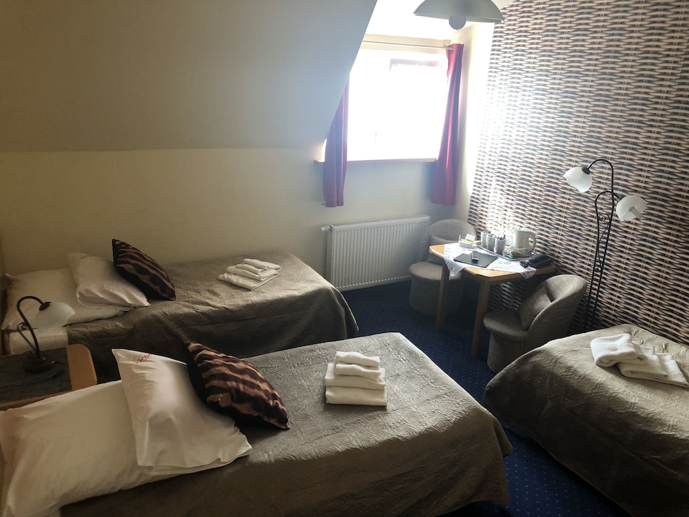 Hotel Bella 53/71