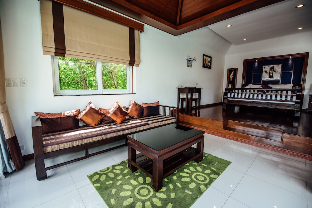 Sea Valley Hotel and Spa 50/73