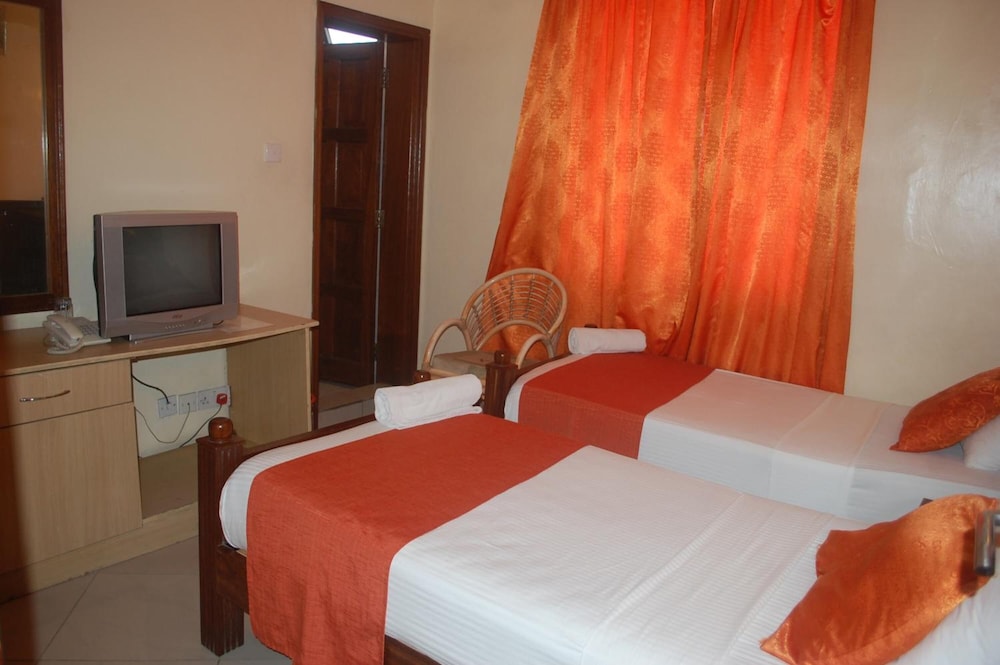 Regency Park Hotel Mombasa 16/42