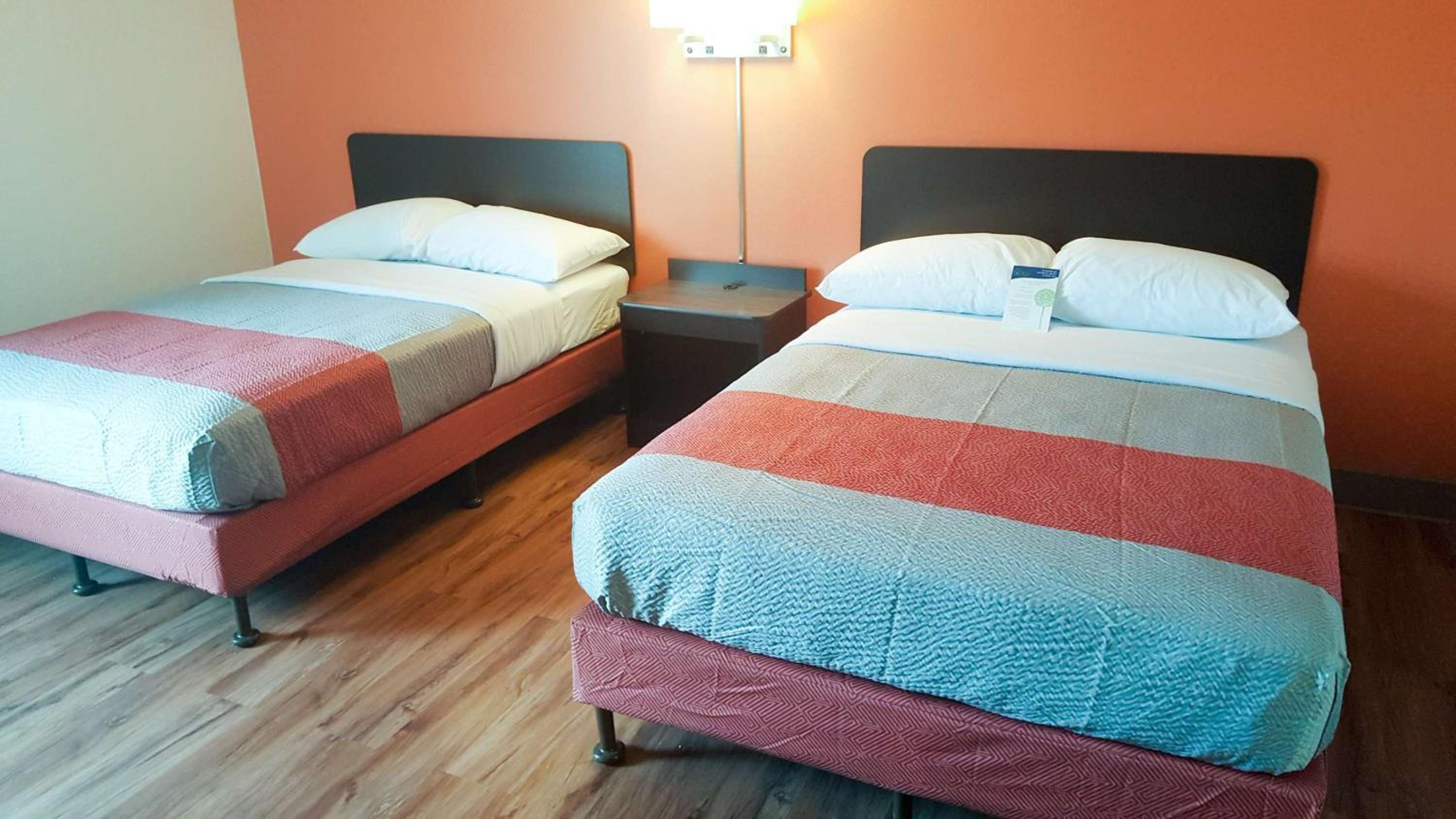 Motel6 Maryland Heights, MO 13/44