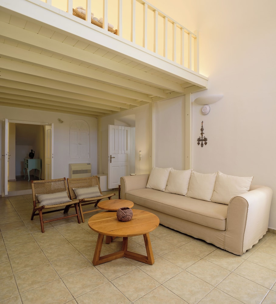 Revelis Villa & Canava 26/50