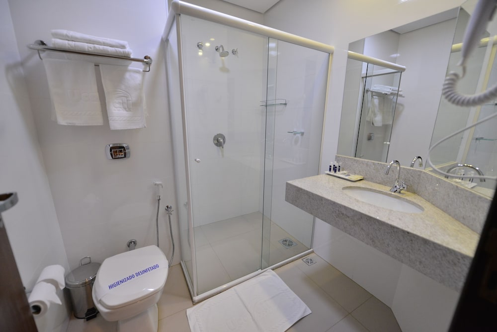 Ucayali Hotel 31/34