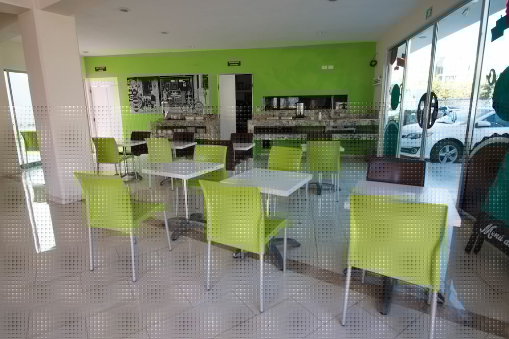 Hotel Playa Encantada by Kavia 49/65